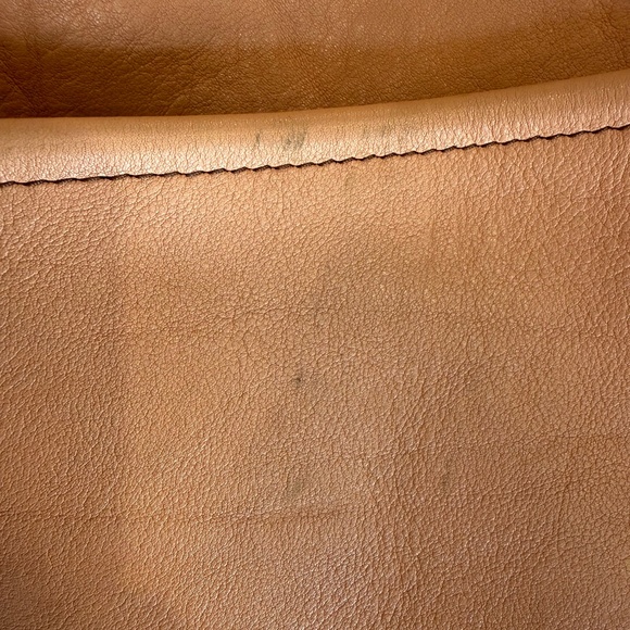 Go Forth Goods Celeste Small Leather Hobo Peach Fuzz - Picture 8 of 9